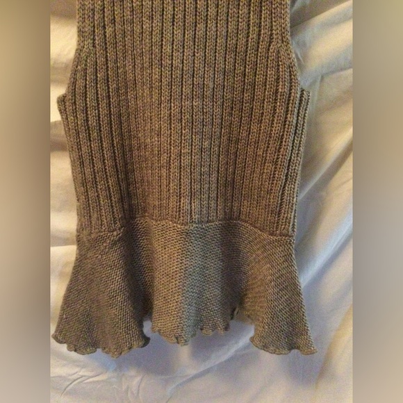 Sioni/women’s light brown fur collar vest PS - Picture 4 of 6